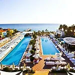 Q Premium 4*