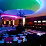 Q Premium 4*