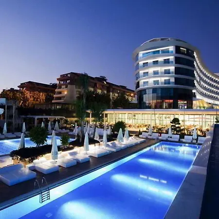 Q Premium 4* オクルカラール