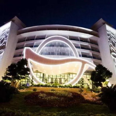 Üdülőközpont Q Premium
