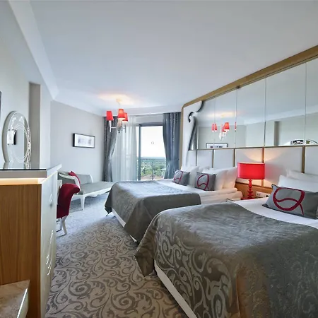 Üdülőközpont Q Premium