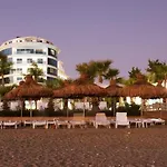 Q Premium 4*