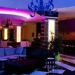 Q Premium 4*